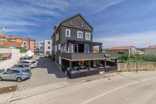 Rooms with a parking space Trogir 24051 in Trogir, Croatia