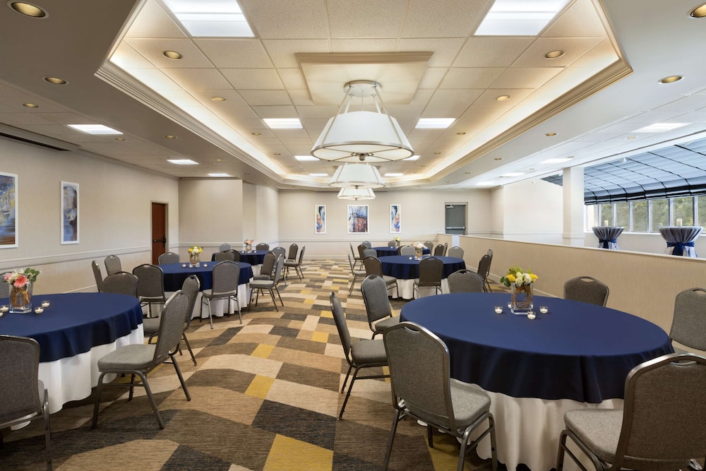 Hilton Fort Collins - photo 56