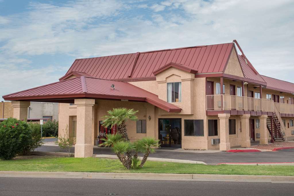 Knights Inn Phoenix at N Black Canyon Hwy — hotel in Phoenix