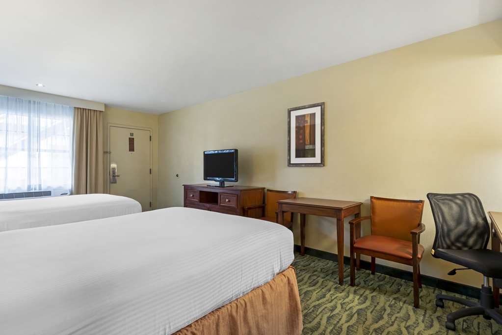 Best Western McAllen Medical Center - photo 15