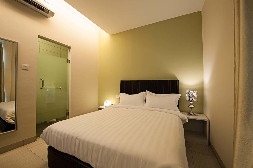 Seven Hotel - carbon neutral hotel in Putatan