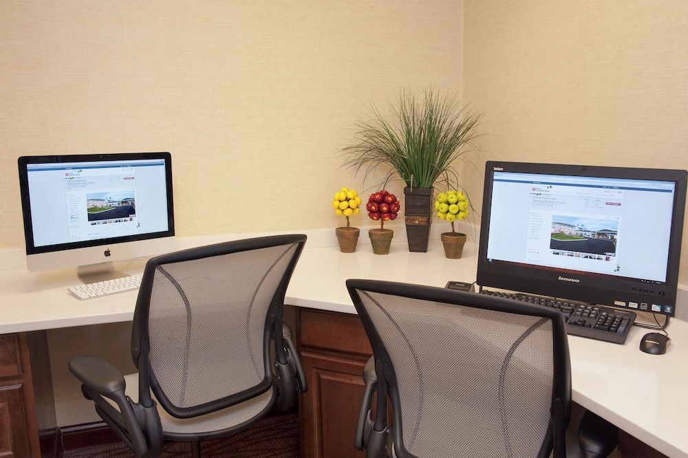 Hilton Garden Inn St.Paul Oakdale - photo 17