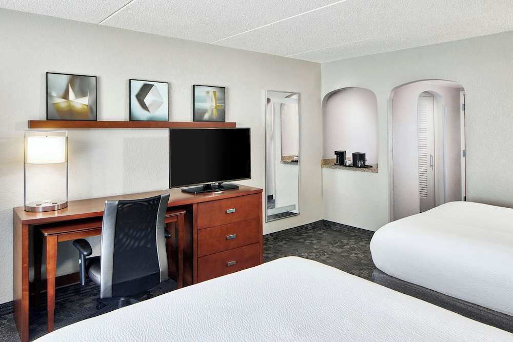 Courtyard by Marriott Rochester East Penfield - photo 12