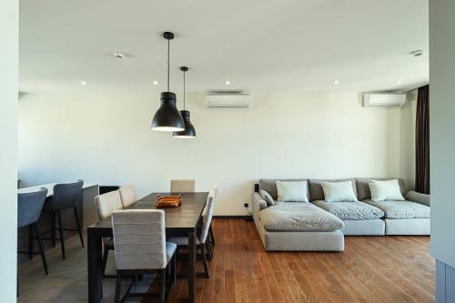 Stylish 3BR Duplex in Avlabari By Wehost