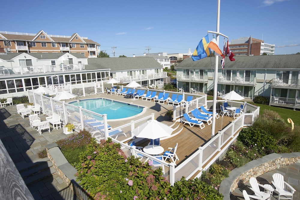 Anchor In Distinctive Waterfront Lodging - photo 28