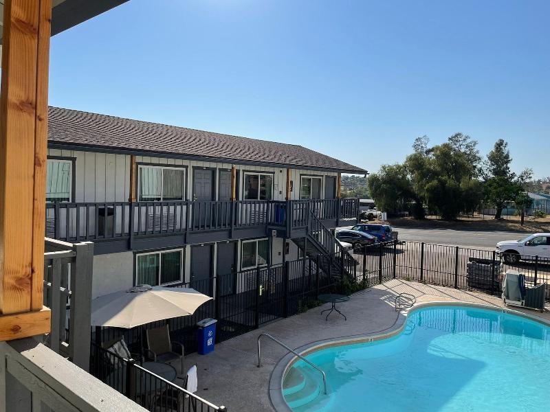 Ramona Valley Inn - photo 54