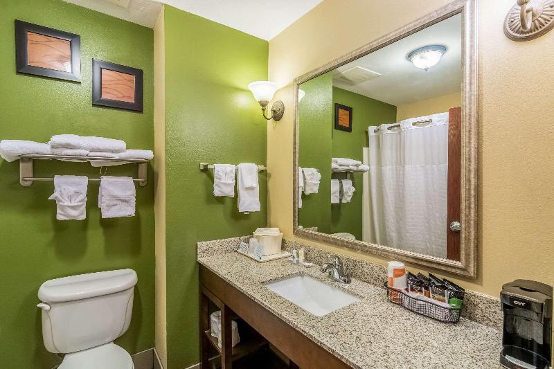 Comfort Inn & Suites Panama City North - photo 27