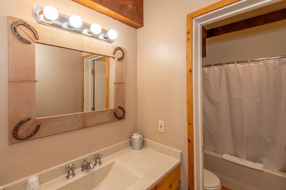 Sonoita Inn - photo 21