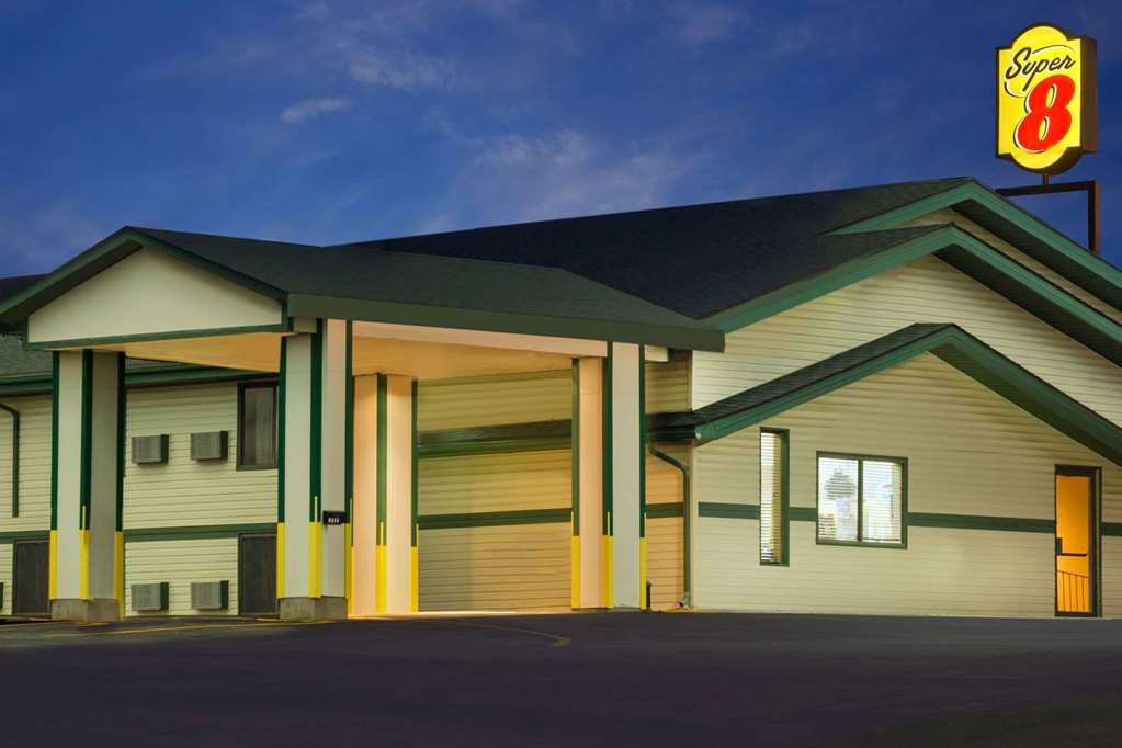 Super 8 by Wyndham Carroll - photo 3