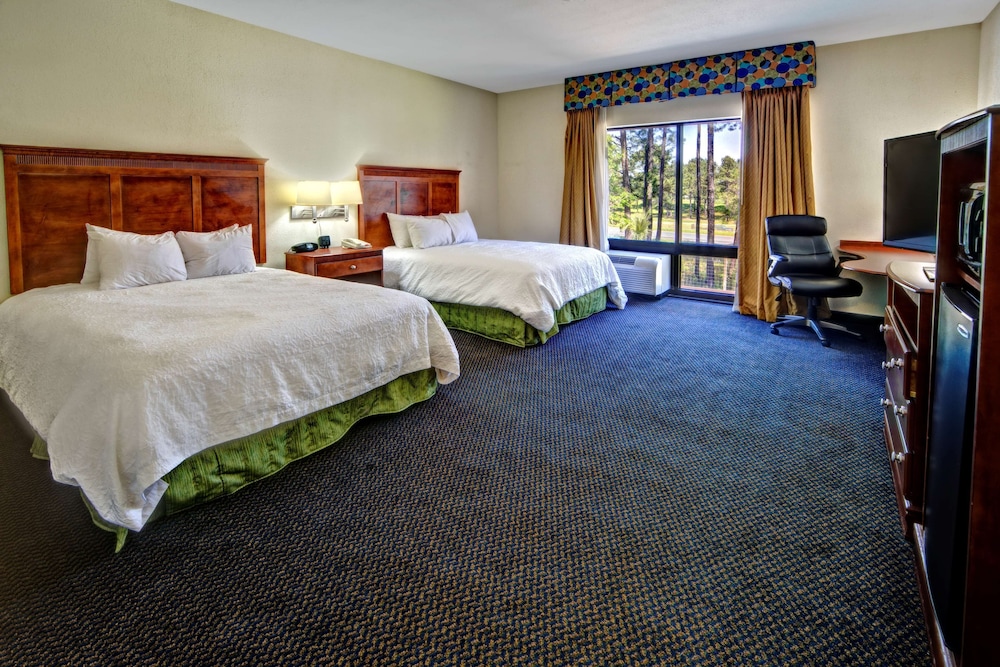 Hampton Inn Quincy - photo 9