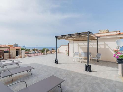 Casa Vacanze la Dolce Vita — 4-Star Luxury Hotel in Trabia, Italy