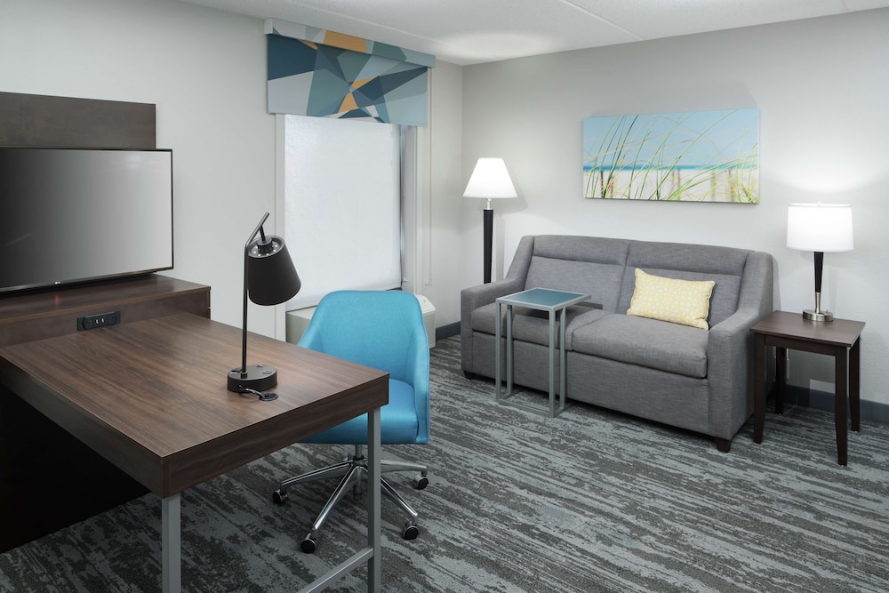 Hampton Inn & Suites Panama City Beach Pier Park Area - photo 20