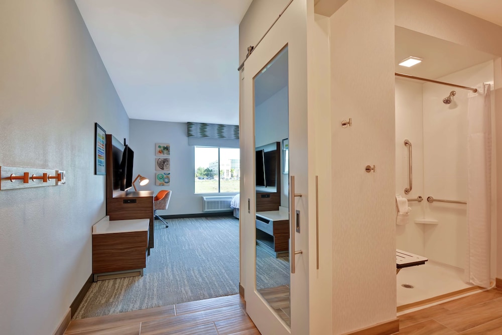 Hampton Inn Chula Vista Eastlake - photo 12