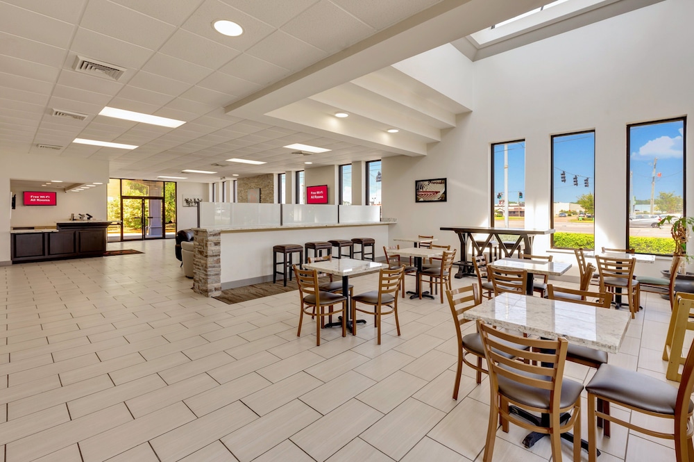 Red Roof Inn Gulfport Biloxi Airport - photo 25