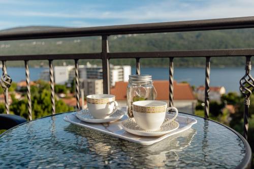 Apartmani Vasiljević — 4-Star Luxury Hotel in Herceg-Novi, Montenegro