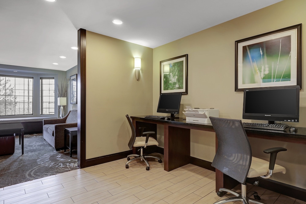 Staybridge Suites Washington D.C. Greenbelt IHG - photo 38