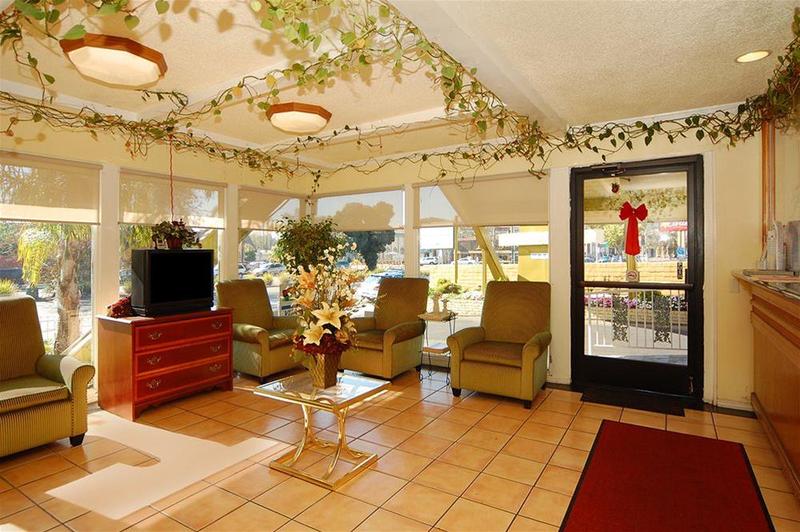 Imperial Inn Oakland - photo 16