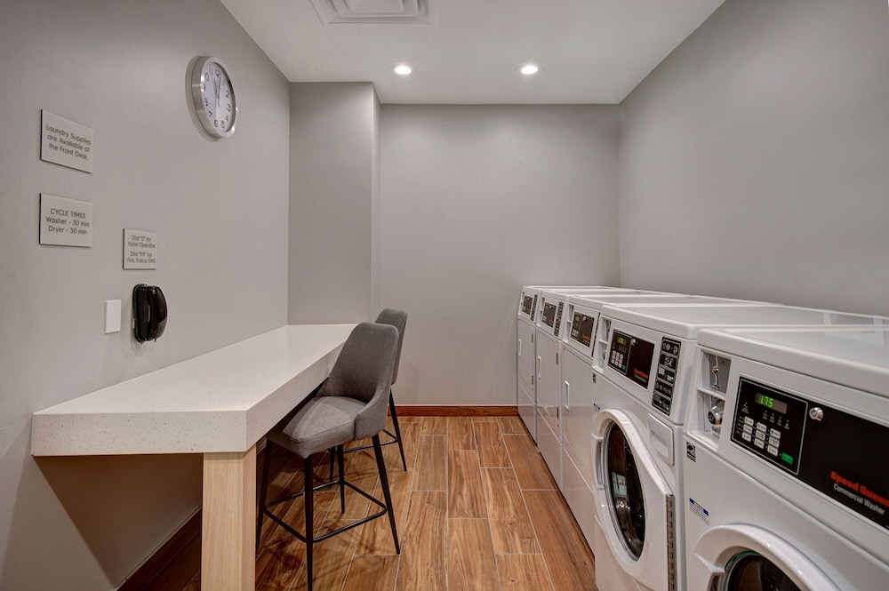 TownePlace Suites by Marriott Cincinnati Airport South - photo 25