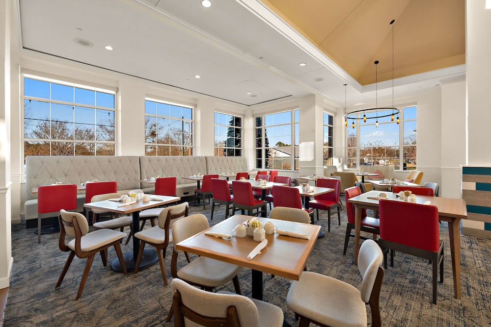 Hilton Garden Inn Williamsburg - photo 3