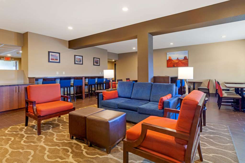 Comfort Inn & Suites Page at Lake Powell - photo 8