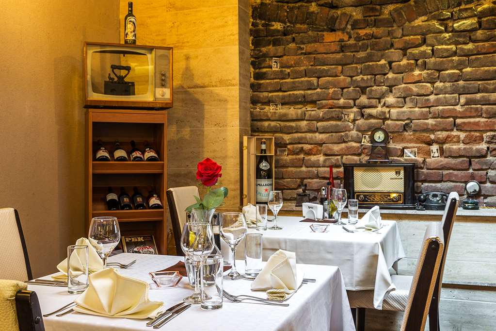 מזון ומשקאות