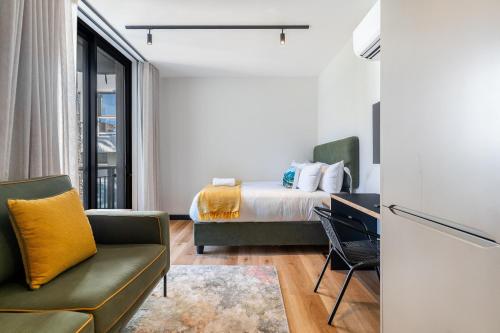 202 Marvol Studio Apartment in Sea Point Near Beaches Cafes
