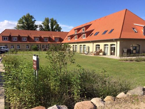Die Remise Halla — 4-Star Luxury Hotel in Stolpe, Germany