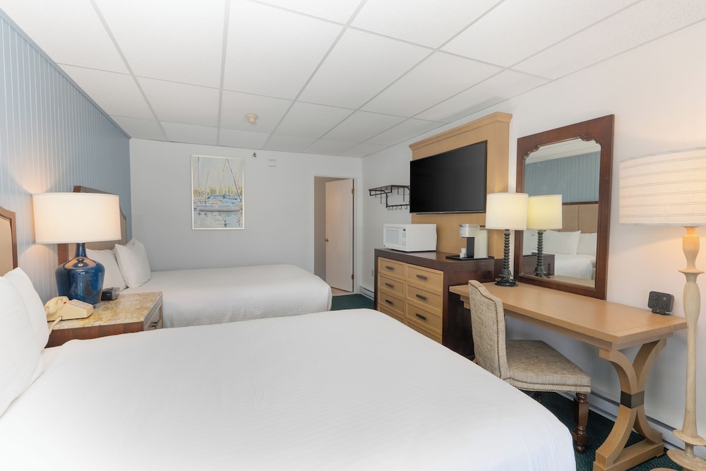 Boothbay Harbor Inn - photo 23