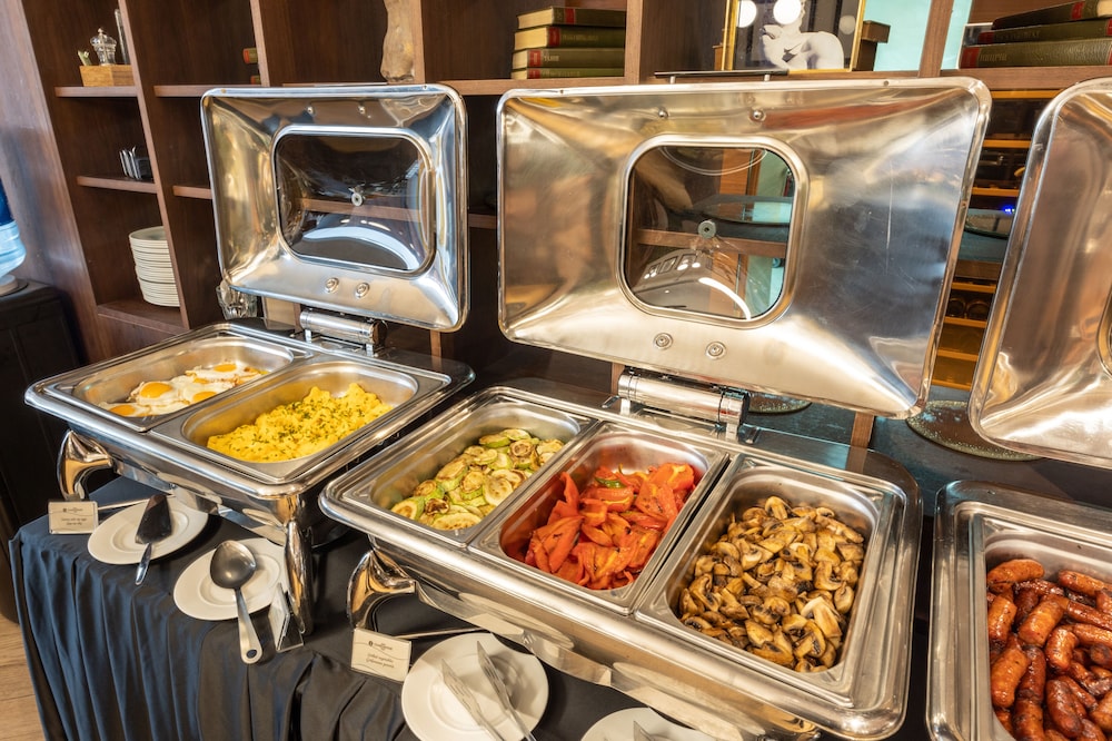 מזון ומשקאות