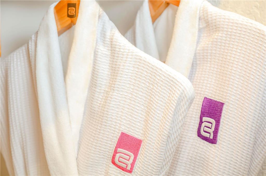 Camino real Club and Suites amenities