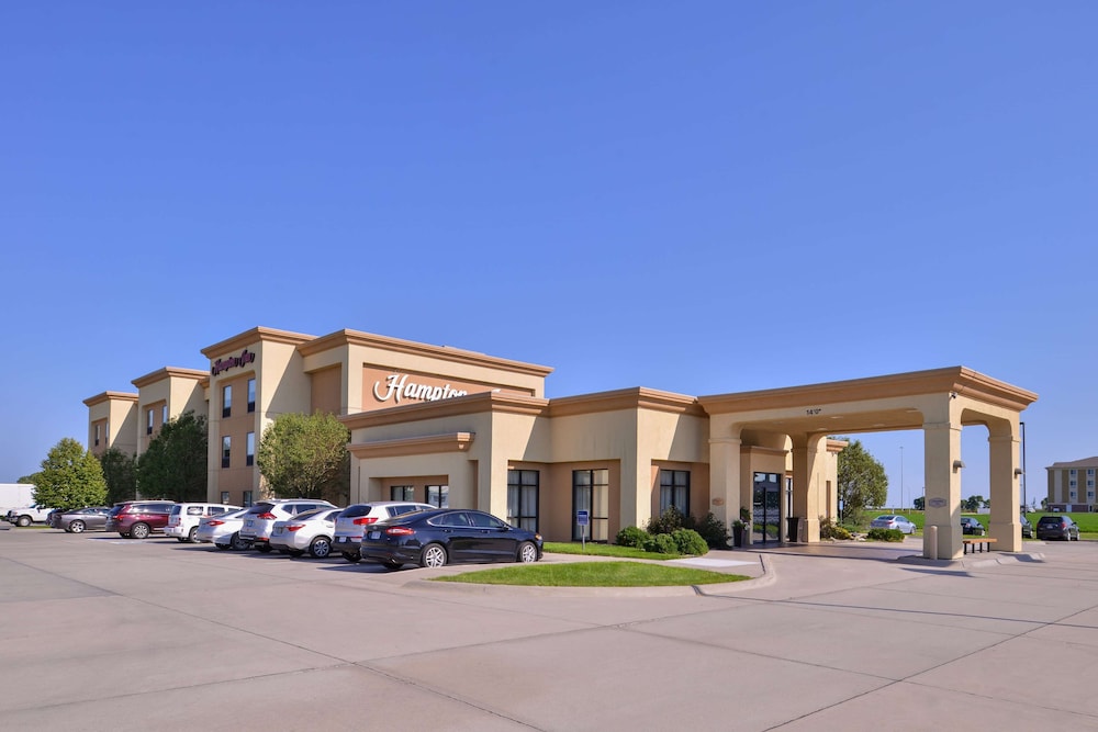 Hampton Inn York - photo 35