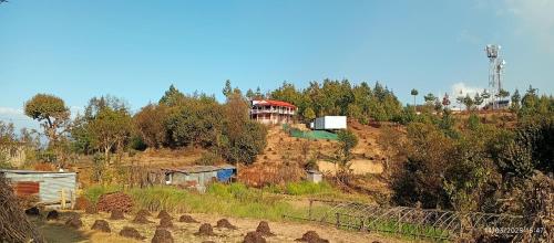 Everest Home Stay Lasso Restro and Bar Temal Kalimati Tower in Dhulikhel, Nepal