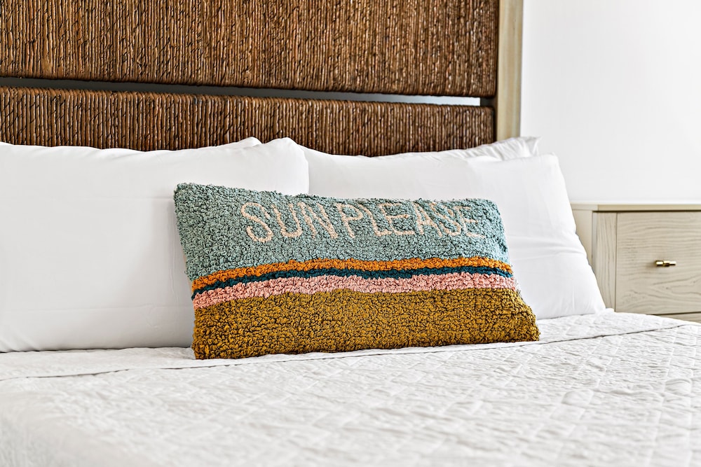 The Hideaway Hotel - photo 10