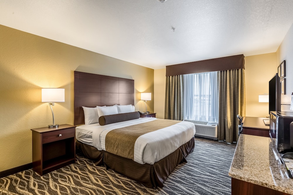 Cobblestone Hotel & Suites Stevens Point - photo 19