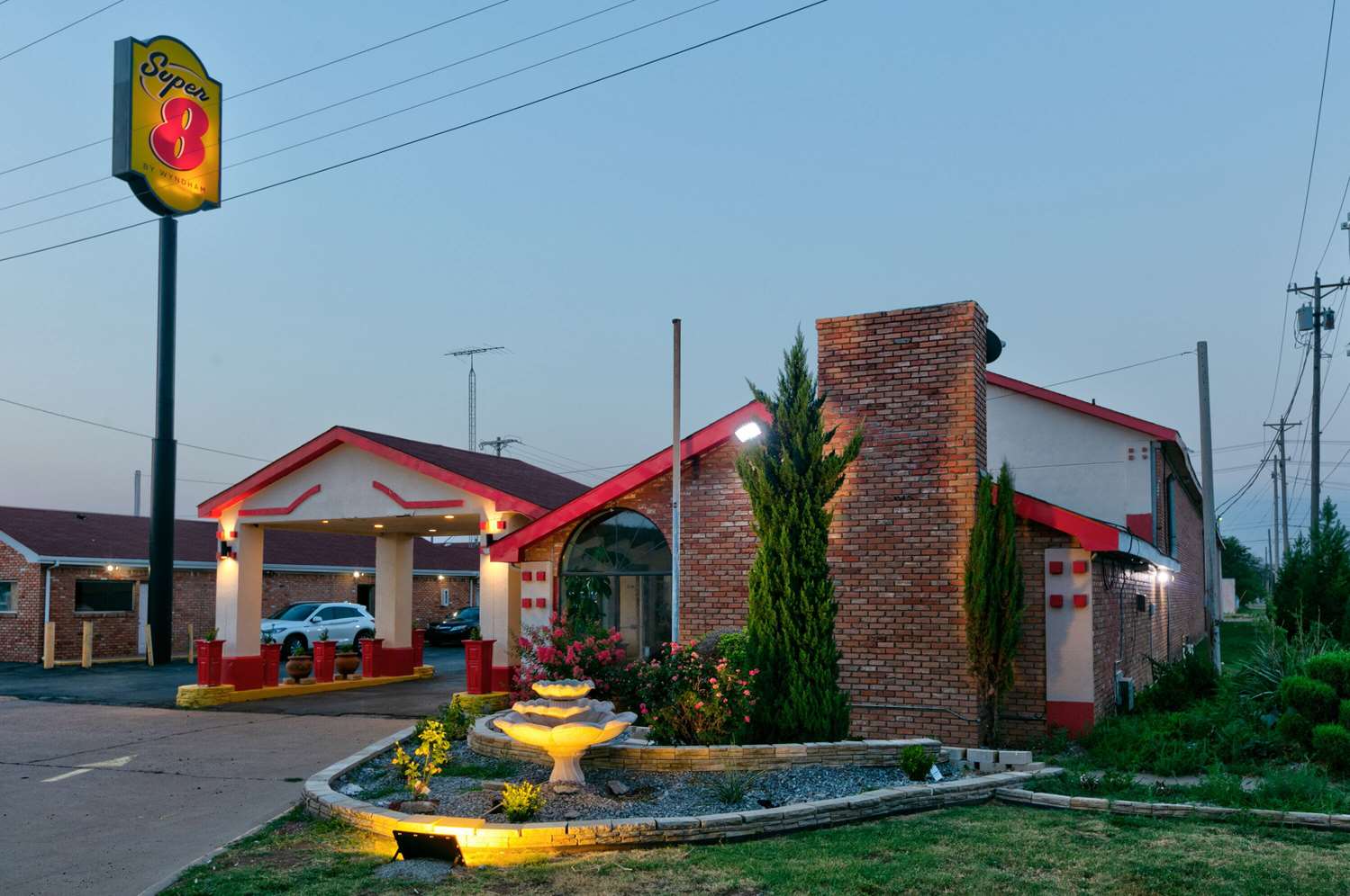 Super 8 By Wyndham Vernon - photo 10