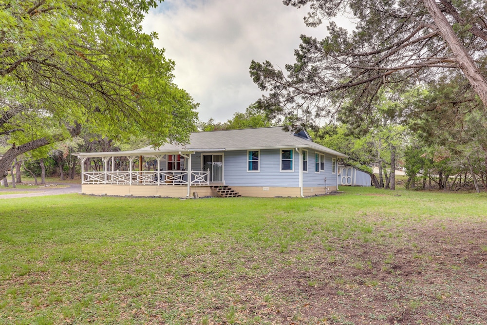 Canyon Lake Home with Resort Amenities and Fire Pit - photo 12