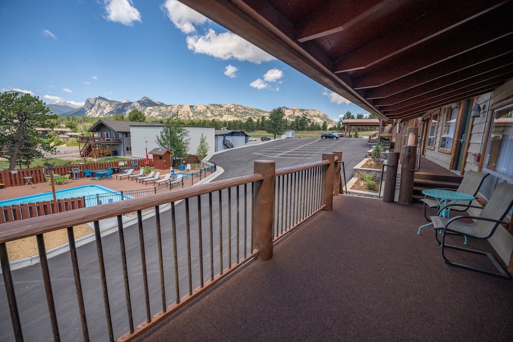 Hotel Estes - photo 84