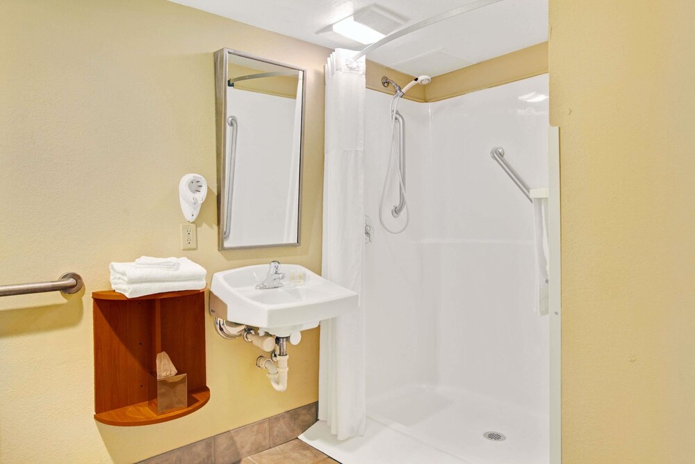 Windsor Hotel - photo 16