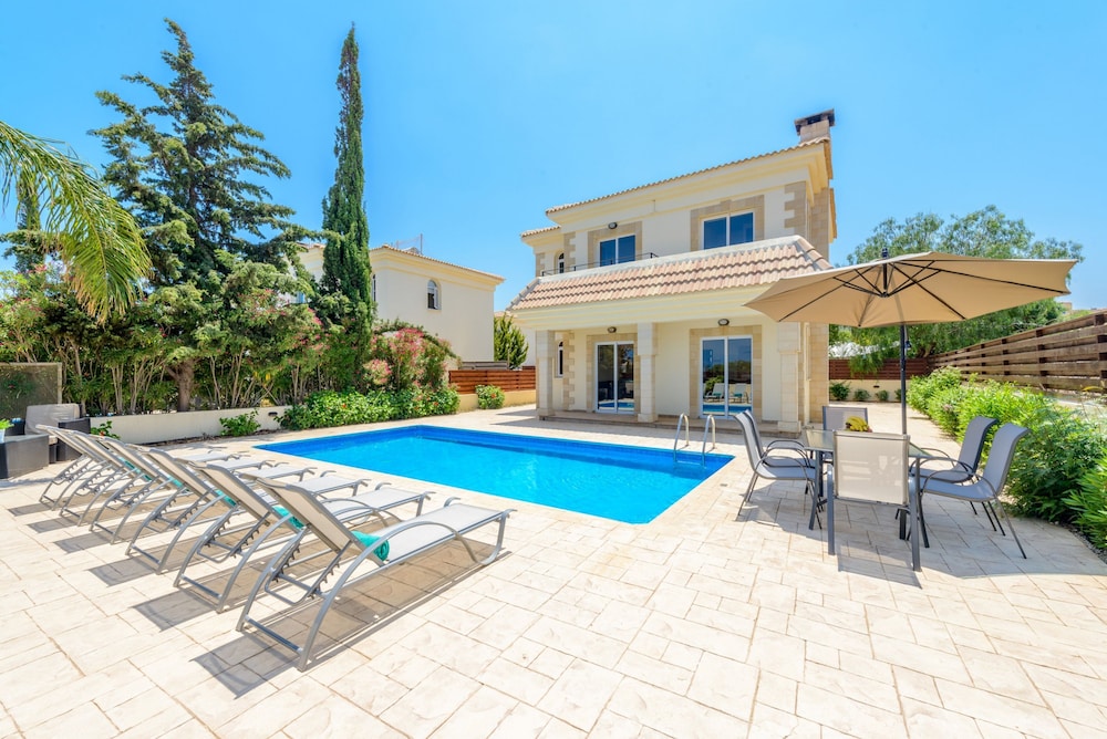 Villa Irina — 4-Star Luxury Hotel in Paralimni, Cyprus