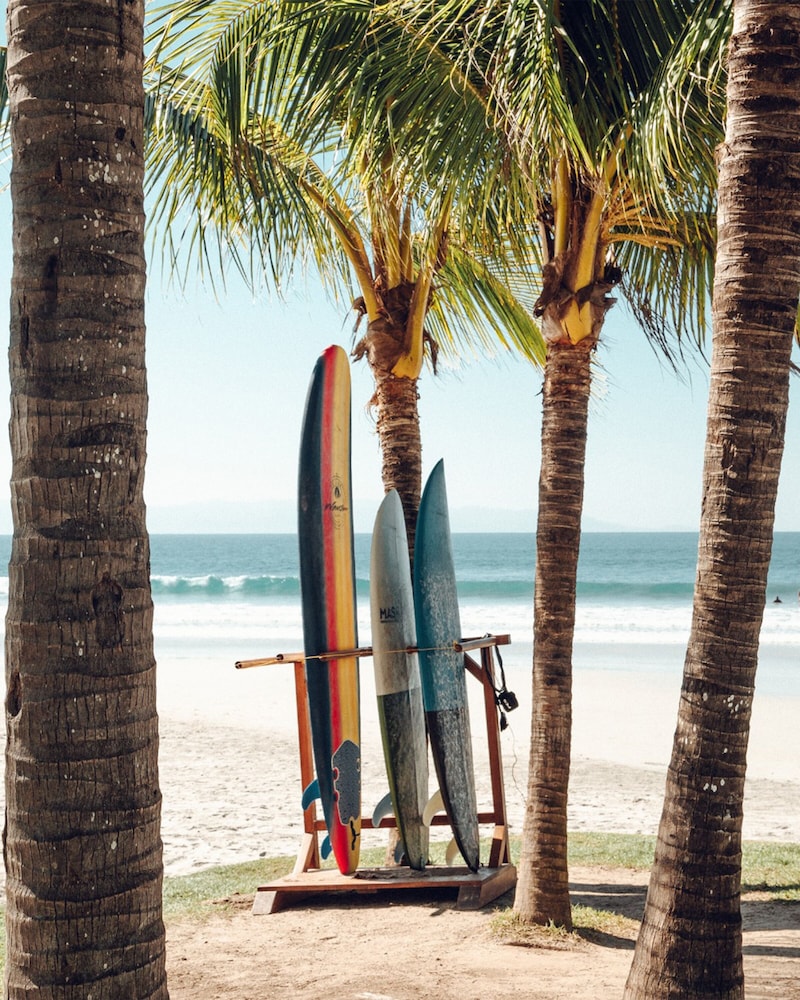 Surfing/boogie boarding