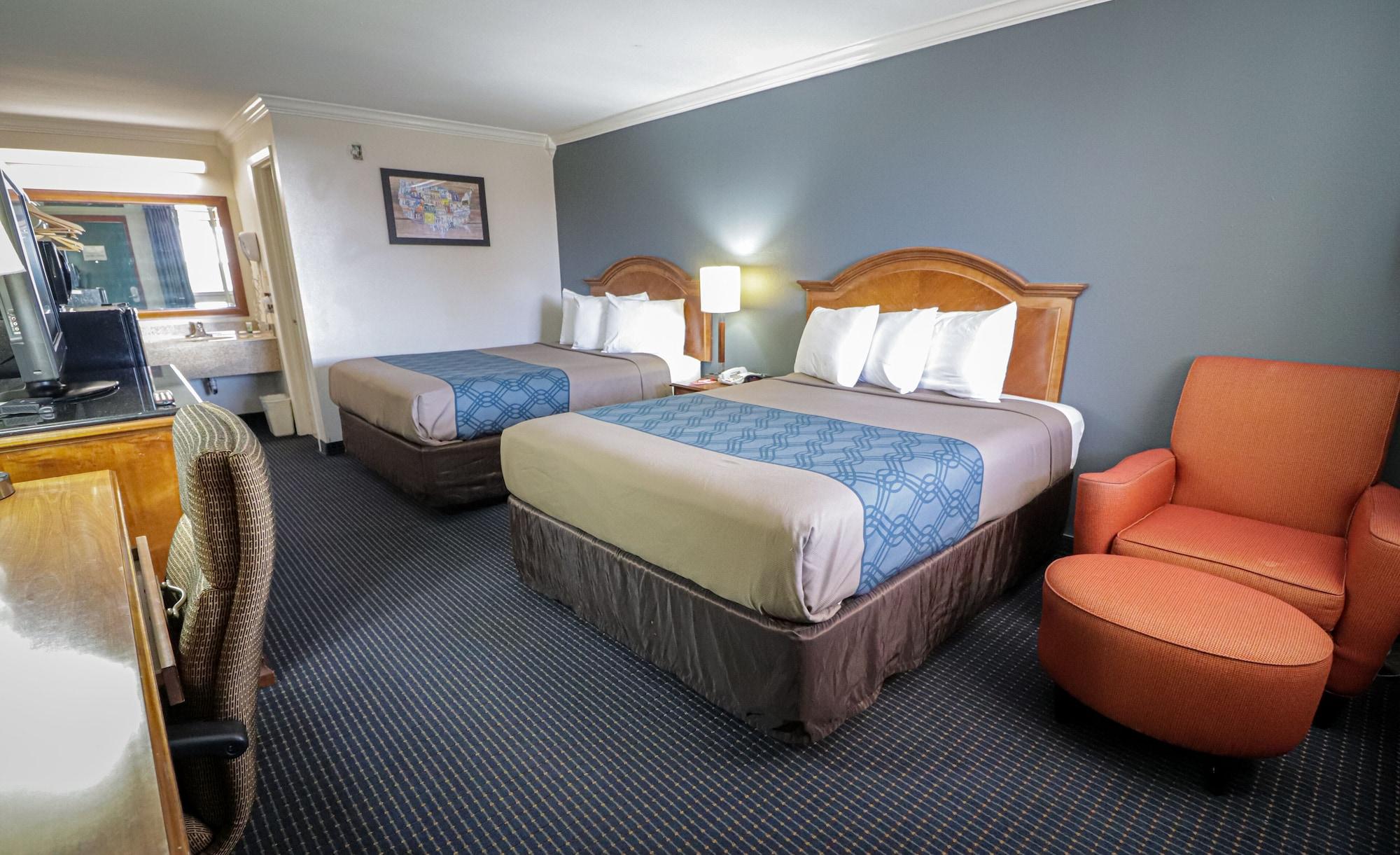 University Inn & Suites San Antonio - featured photo