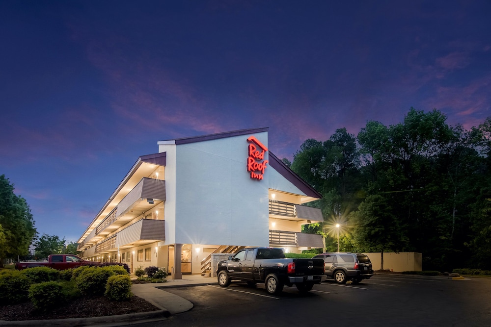 Red Roof Inn Durham Triangle Park - photo 31