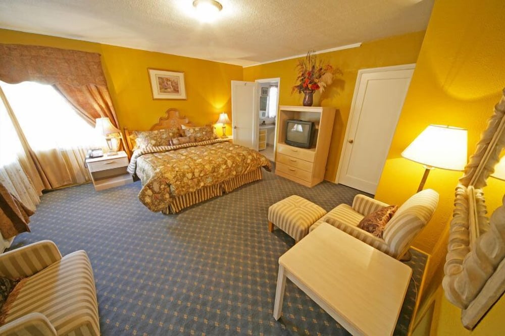 Rainbow Lodge and Inn - photo 12