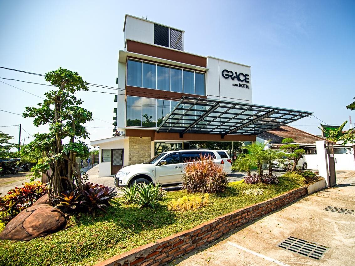 Grace Setia Hotel - last minute hotel in Surabaya