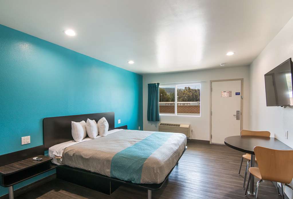 Motel 6 South El Monte CA Los Angeles - photo 11