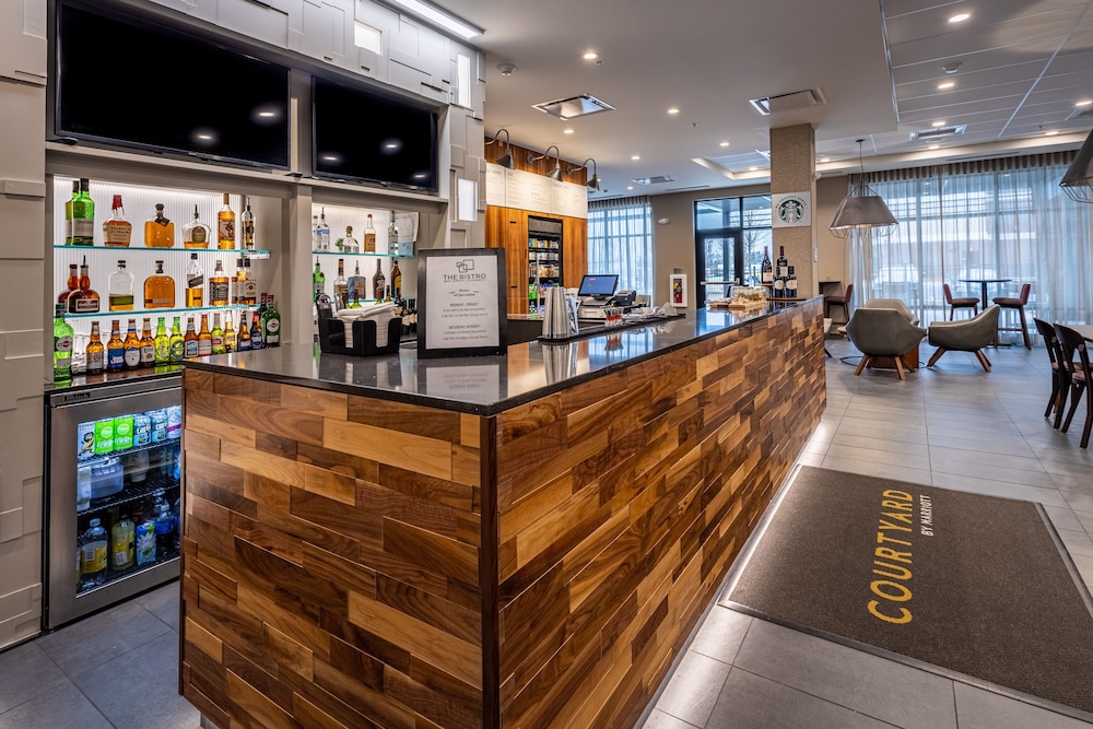 Courtyard by Marriott East Lansing Okemos - photo 52