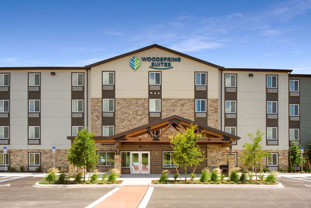 WoodSpring Suites Orlando I 4 & Convention Center - photo 3