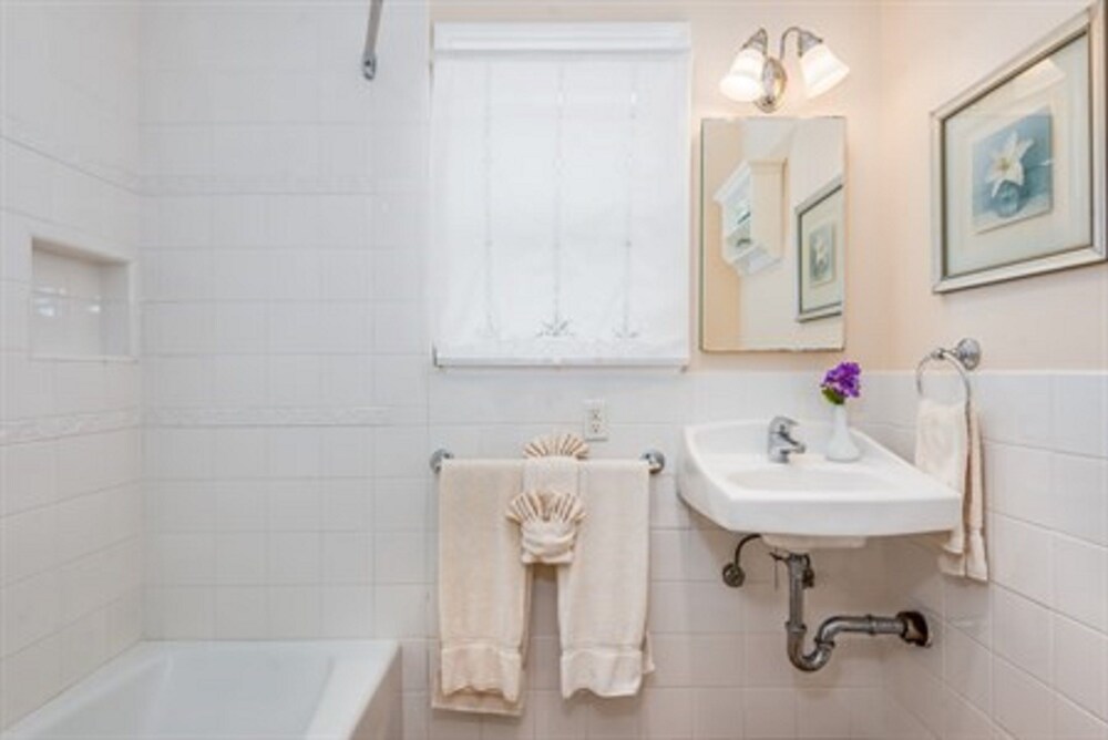 Beach House Inn - photo 58