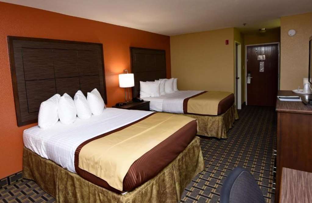 Best Western Zachary Inn - photo 11