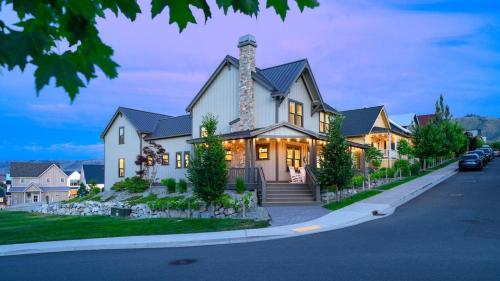 Yellowstone #13 in Chelan, United States